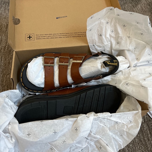 Dr. Martens Shoes - Dr. Marten  sandals